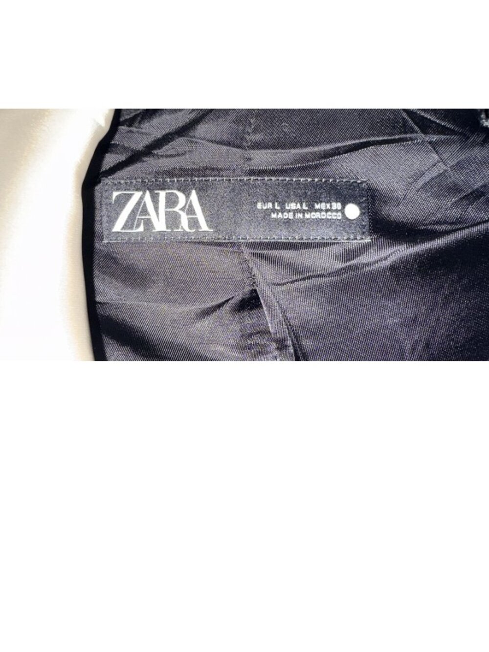 Zara Blazer - long black satin with ivory asymmetrical collar - Picture 4 of 7